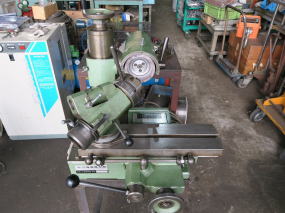 飯田　ドリル研削盤